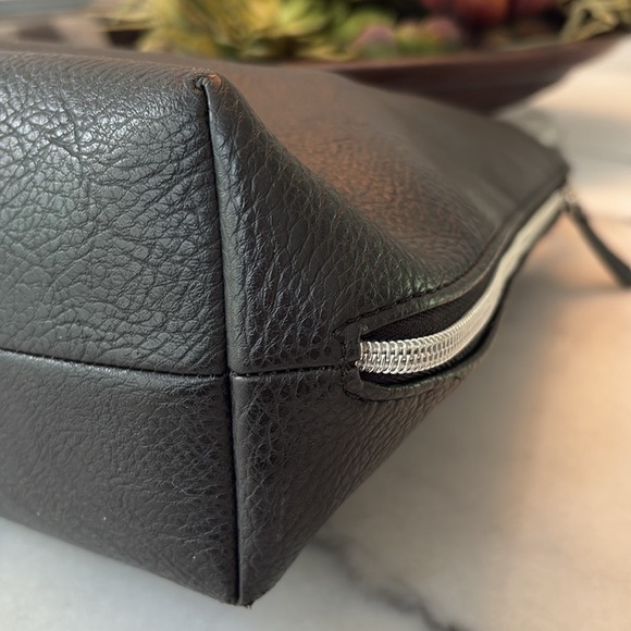 Kenneth Cole Reaction Black Pebbled Leather Tote - Picture 9 of 12